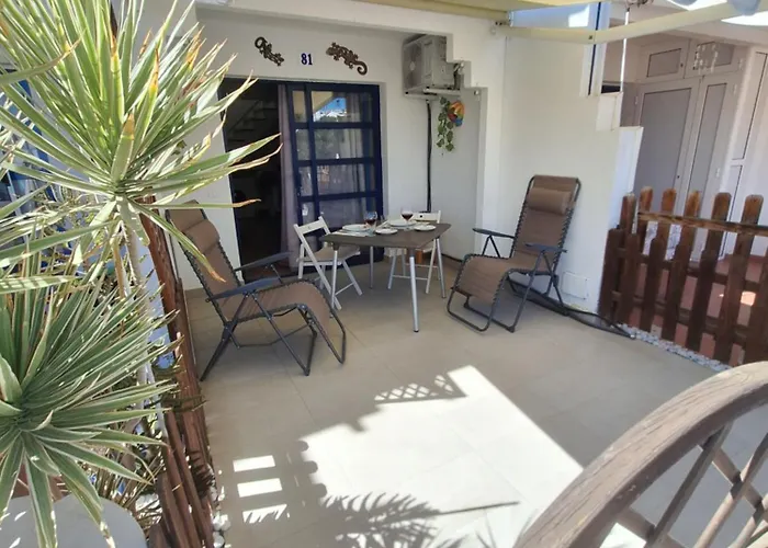 Poolfront * 플라야 델 잉글스