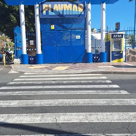 Semesterbostad Poolfront Playa del Inglés